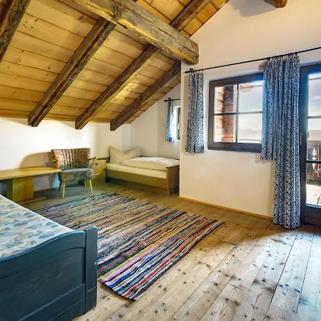 Almdorf Hochlienz, Alm 20 Apartmán *