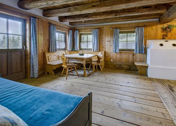 On Zettersfeld With Dolomite Views Obernussdorf